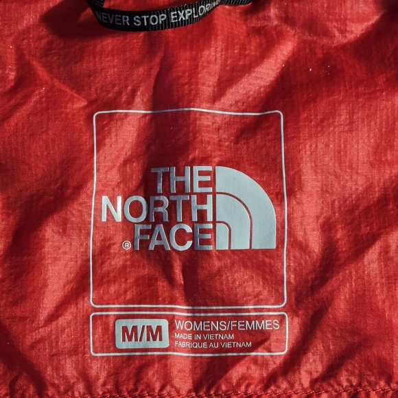 The North Face Quilted Puffer Vest ThermoBall Coral Tangerine Speckle Print - Picture 9 of 12
